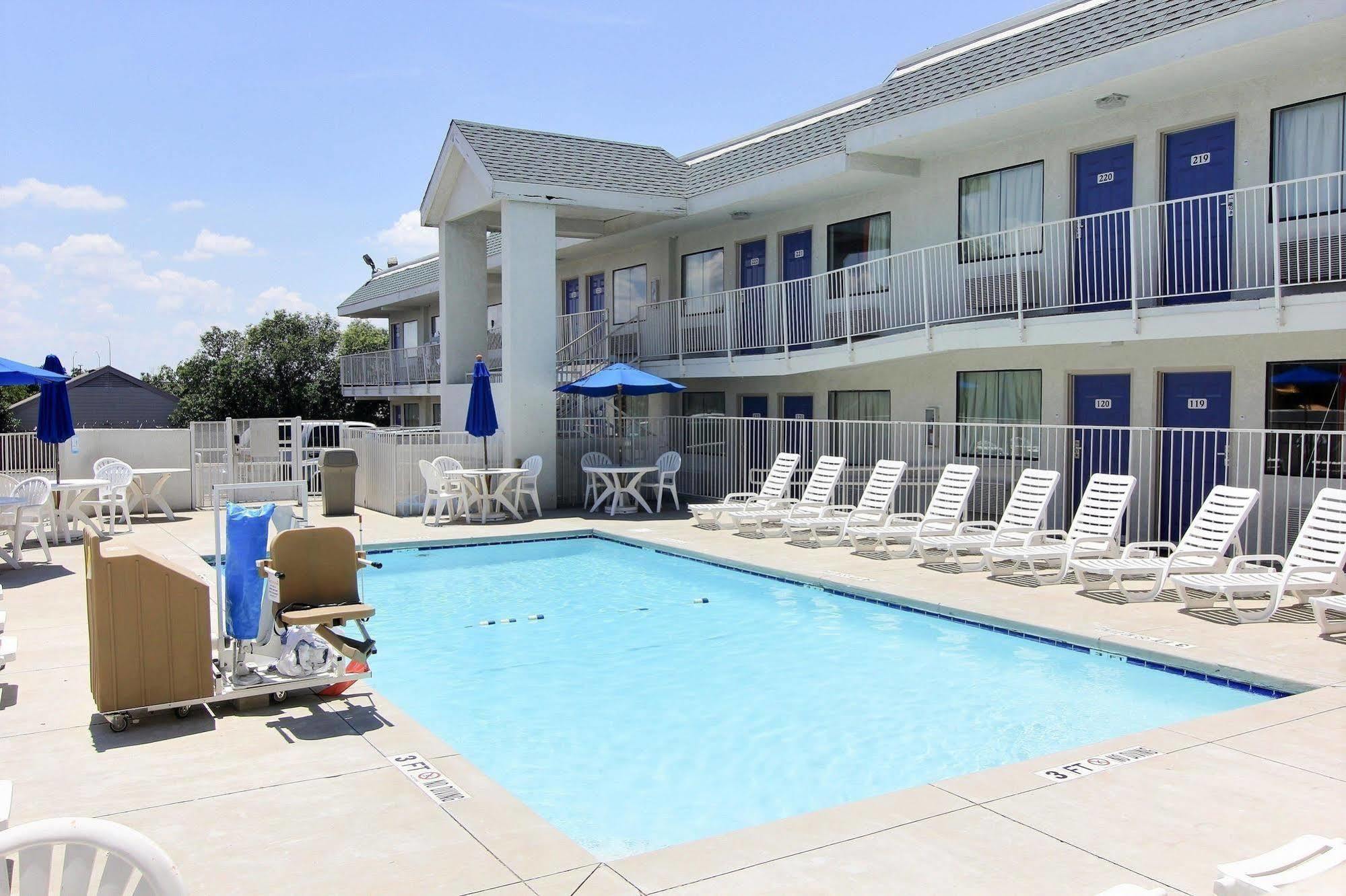 Motel 6-Austin, TX Exterior foto